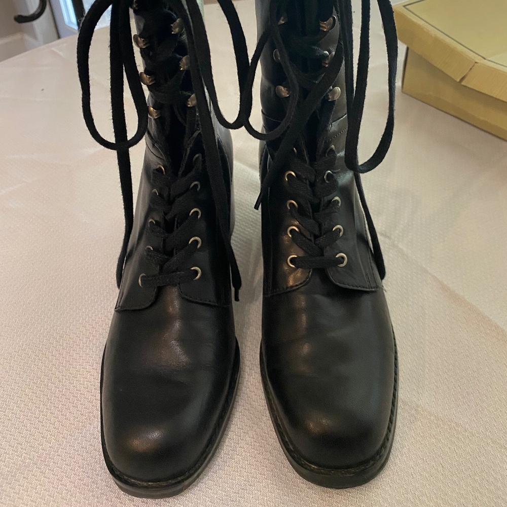 Nine West Black Leather Vintage Boots Size 8.5 Excellent Condition
